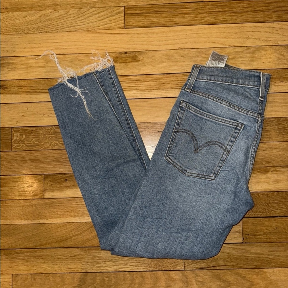Levi's Women's Straight Leg Blue Jeans